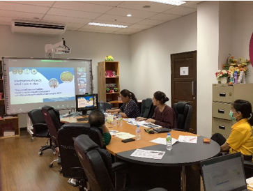 คณะวิจัย โครงการ “การพัฒนานวัตกรรมเพื่อการแก้ปัญหาผักตบชวาในแม่น้ำวังภายใต้หลักปรัชญาเศรษฐกิจพอเพียง