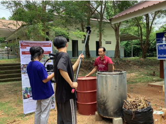 คณะวิจัย โครงการ “การพัฒนานวัตกรรมเพื่อการแก้ปัญหาผักตบชวาในแม่น้ำวังภายใต้หลักปรัชญาเศรษฐกิจพอเพียง