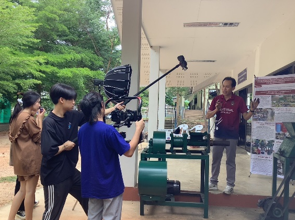 คณะวิจัย โครงการ “การพัฒนานวัตกรรมเพื่อการแก้ปัญหาผักตบชวาในแม่น้ำวังภายใต้หลักปรัชญาเศรษฐกิจพอเพียง